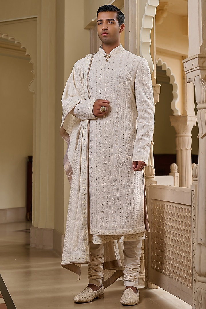 Ivory Georgette Chikankari & Diamond Embroidered Groom Sherwani Set by Tarun Tahiliani Men at Pernia's Pop Up Shop