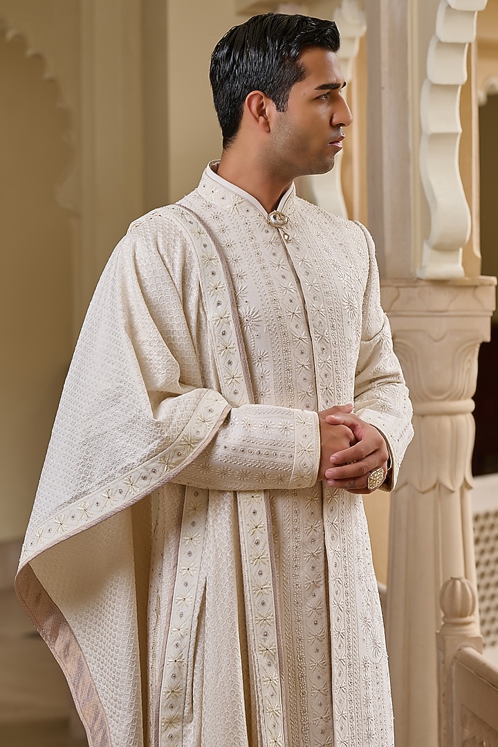 Ivory Georgette Chikankari & Diamond Embroidered Groom Sherwani Set by Tarun Tahiliani Men at Pernia's Pop Up Shop