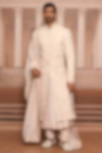 Salmon-Colored Georgette Embroidered Groom Sherwani Set by Tarun Tahiliani Men at Pernia's Pop Up Shop