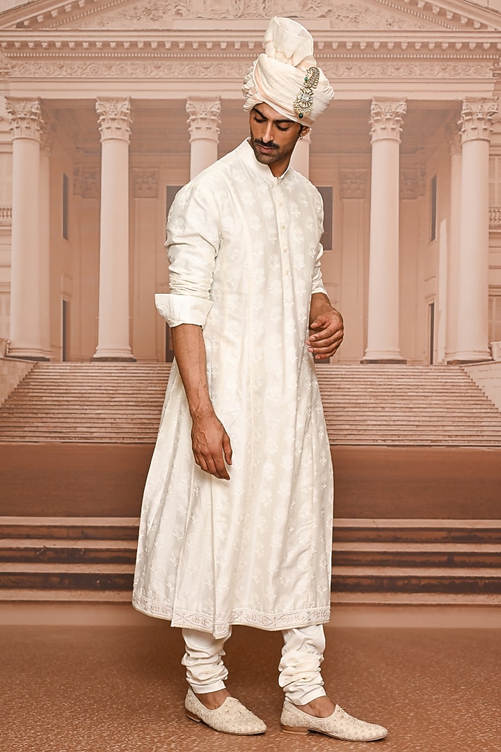 Ivory Matka Silk Sequins Embroidered Groom Sherwani Set by Tarun Tahiliani Men at Pernia's Pop Up Shop