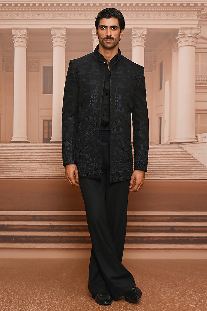 Black Georgette Resham Embroidered Groom Bandhgala Set by Tarun Tahiliani Men at Pernia's Pop Up Shop