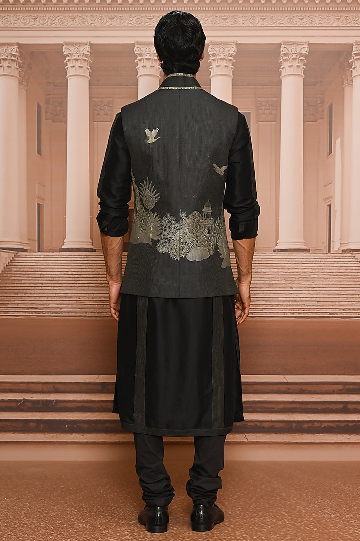 Charcoal Dupion Silk Waistcoat Set by Tarun Tahiliani Men at Pernia's Pop Up Shop