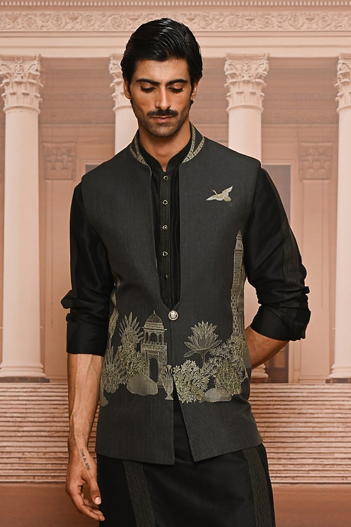 Charcoal Dupion Silk Waistcoat Set by Tarun Tahiliani Men at Pernia's Pop Up Shop