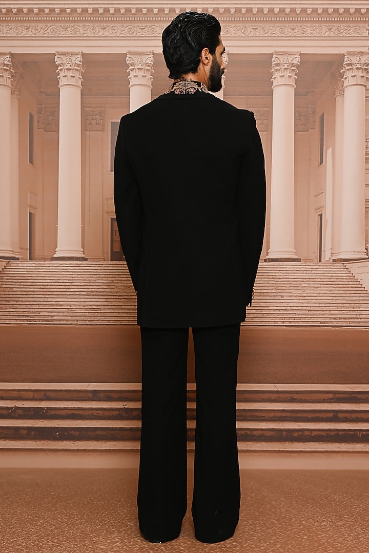 Black Japanese Crepe Hand Embroidered Groom Bandhgala Set by Tarun Tahiliani Men at Pernia's Pop Up Shop