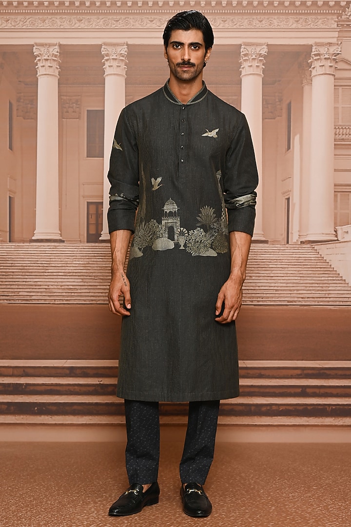 Charcoal Dupion Silk Digital Printed Kurta Set by Tarun Tahiliani Men at Pernia's Pop Up Shop