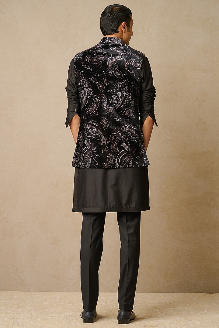 Black Velvet Paisley Printed Waistcoat by Tarun Tahiliani Men at Pernia's Pop Up Shop