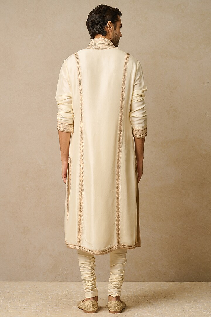Ivory Dupion Silk & Poplin Embroidered Kurta Set by Tarun Tahiliani Men at Pernia's Pop Up Shop