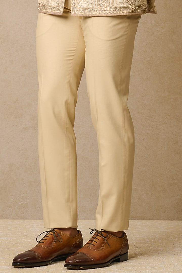Ivory Dupion Silk & Raw Silk Embroidered Groom Bandhgala Set by Tarun Tahiliani Men at Pernia's Pop Up Shop