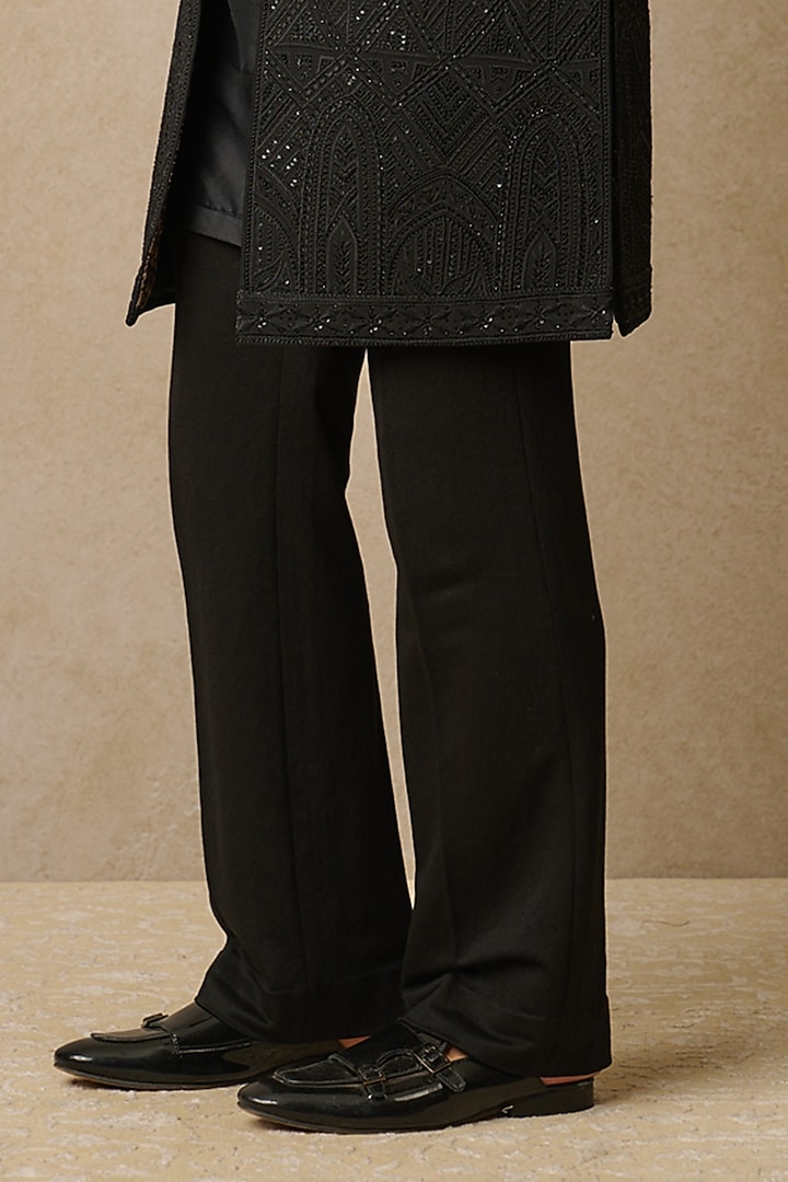 Black Heavy Georgette & Suiting Fabric Embroidered Groom Indowestern Set by Tarun Tahiliani Men at Pernia's Pop Up Shop