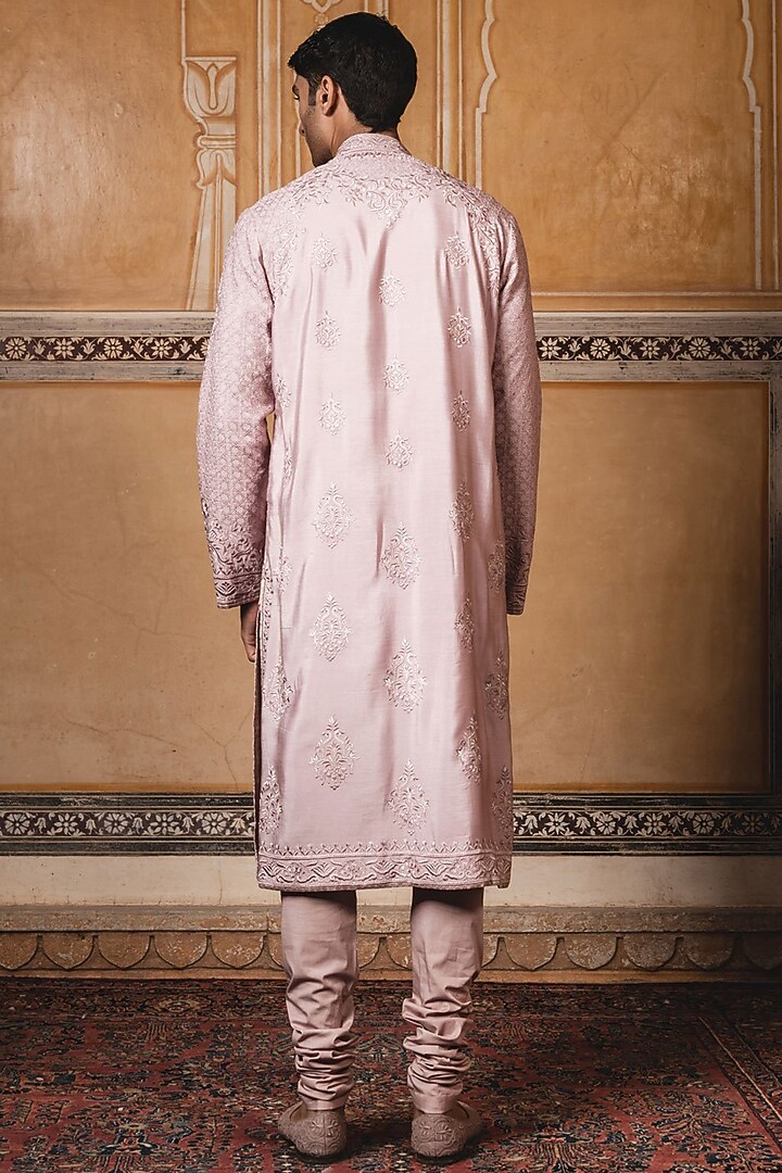 Salmon Embroidered Kurta Set by Tarun Tahiliani Men at Pernia's Pop Up Shop