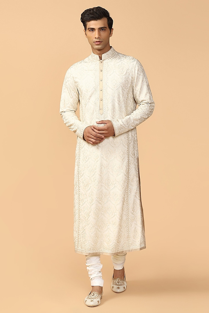 Peach Embroidered Kurta Set by Tarun Tahiliani Men at Pernia's Pop Up Shop