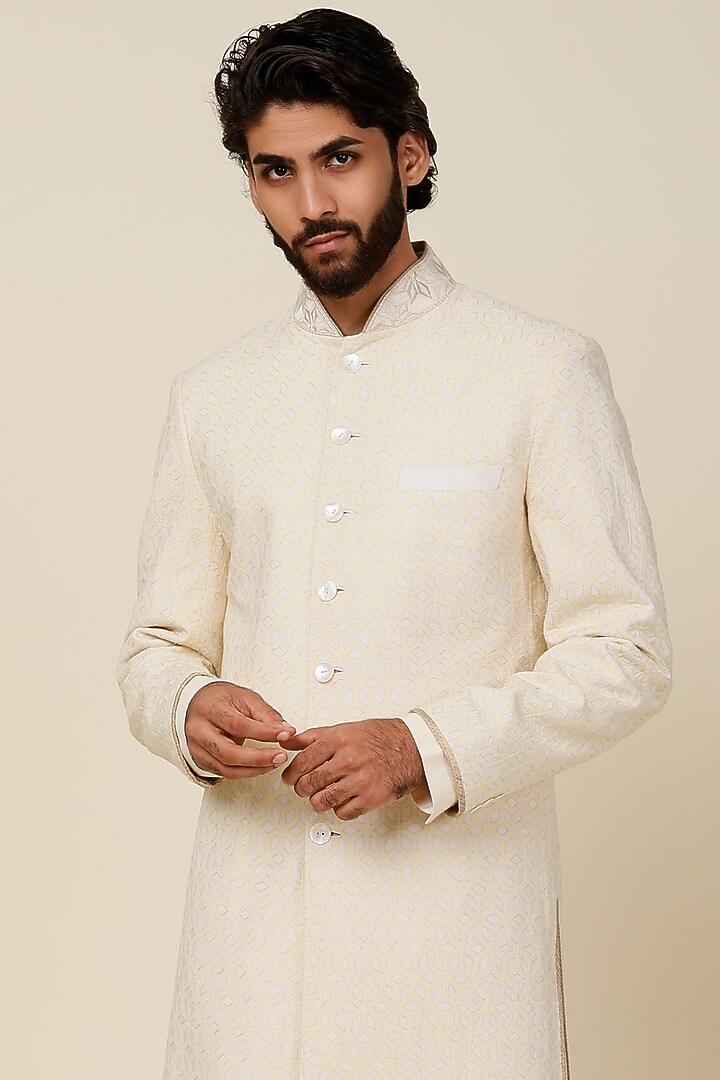 Cream Poplin Lycra Applique Jaal Embellished Groom Sherwani Set by Tarun Tahiliani Men at Pernia's Pop Up Shop