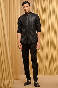 product-color-Black