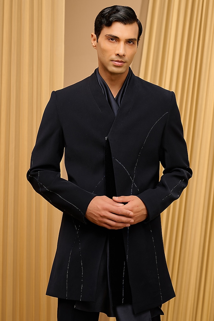 Black Japanese Crepe & Cotton Velvet Indo-Western Set by Tarun Tahiliani Men at Pernia's Pop Up Shop