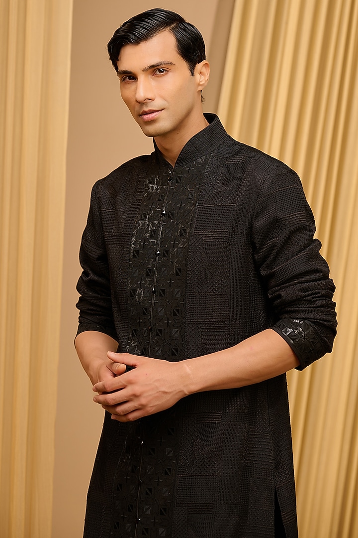 Black Silk Double Georgette & Textured Kurta Set by Tarun Tahiliani Men at Pernia's Pop Up Shop