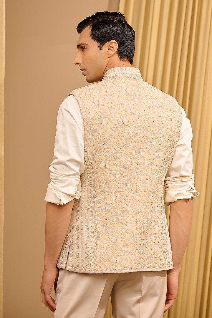 Ivory Silk Double Georgette Thread Embroidered & Printed Bundi Jacket by Tarun Tahiliani Men at Pernia's Pop Up Shop