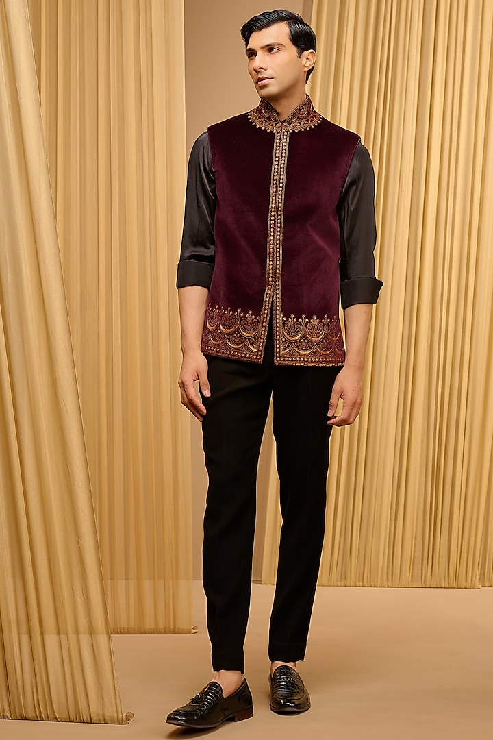 Wine Cotton Velvet Antique Marori Embroidered Bundi Jacket by Tarun Tahiliani Men