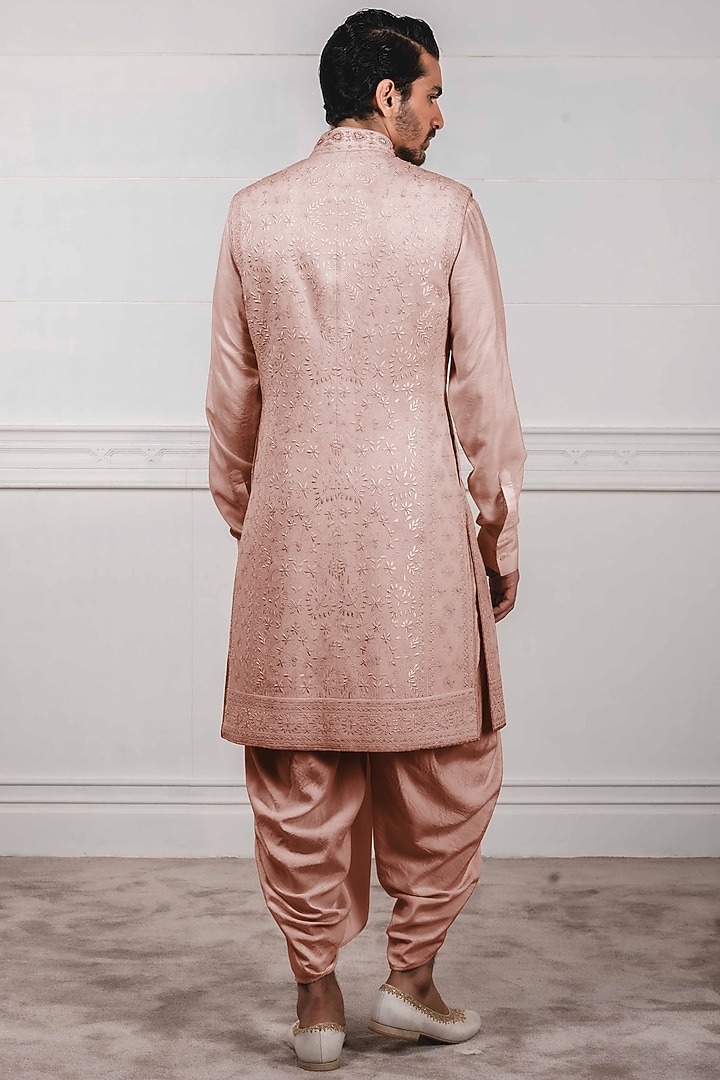 Salmon Pink Chikankari Embroidered Groom Sherwani Set by Tarun Tahiliani Men at Pernia's Pop Up Shop