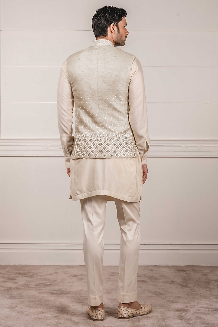 Ivory Aari Embroidered Waistcoat by Tarun Tahiliani Men at Pernia's Pop Up Shop