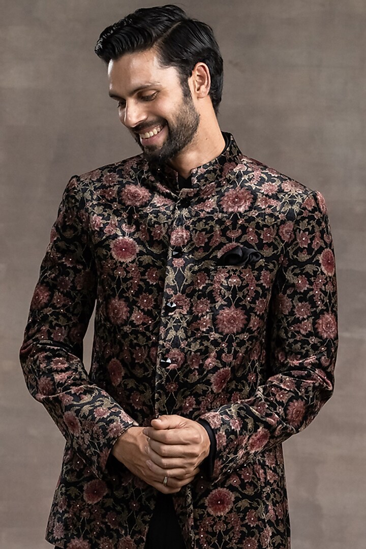 Black & Pink Velvet Groom Bandhgala Jacket Set by Tarun Tahiliani Men at Pernia's Pop Up Shop