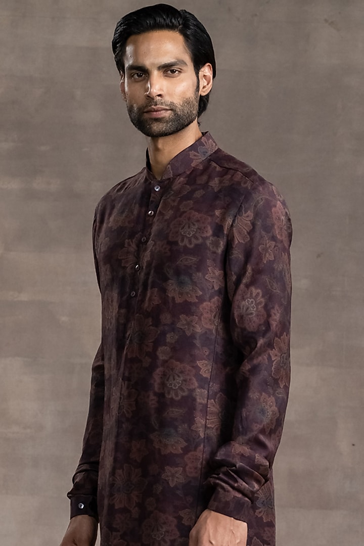 Wine Printed Kurta Set by Tarun Tahiliani Men at Pernia's Pop Up Shop
