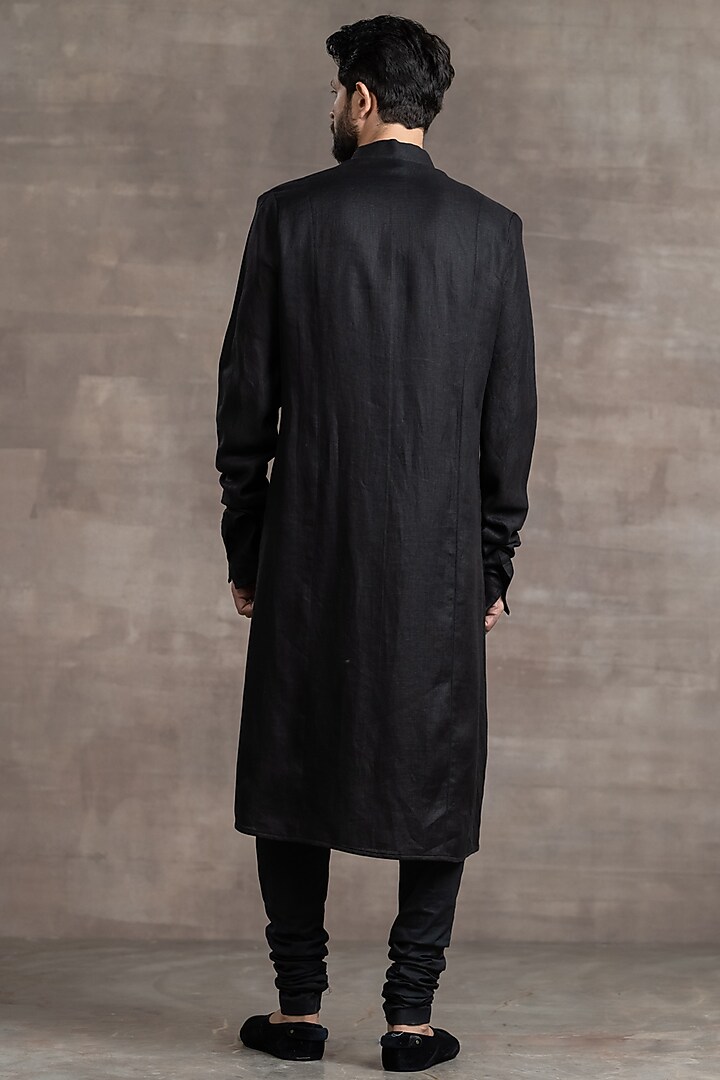 Black Linen Kurta Set by Tarun Tahiliani Men at Pernia's Pop Up Shop