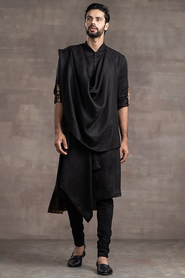 Black Linen Draped Kurta Set by Tarun Tahiliani Men