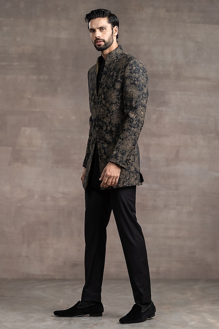 Black Quilted Floral Groom Indowestern Set by Tarun Tahiliani Men at Pernia's Pop Up Shop