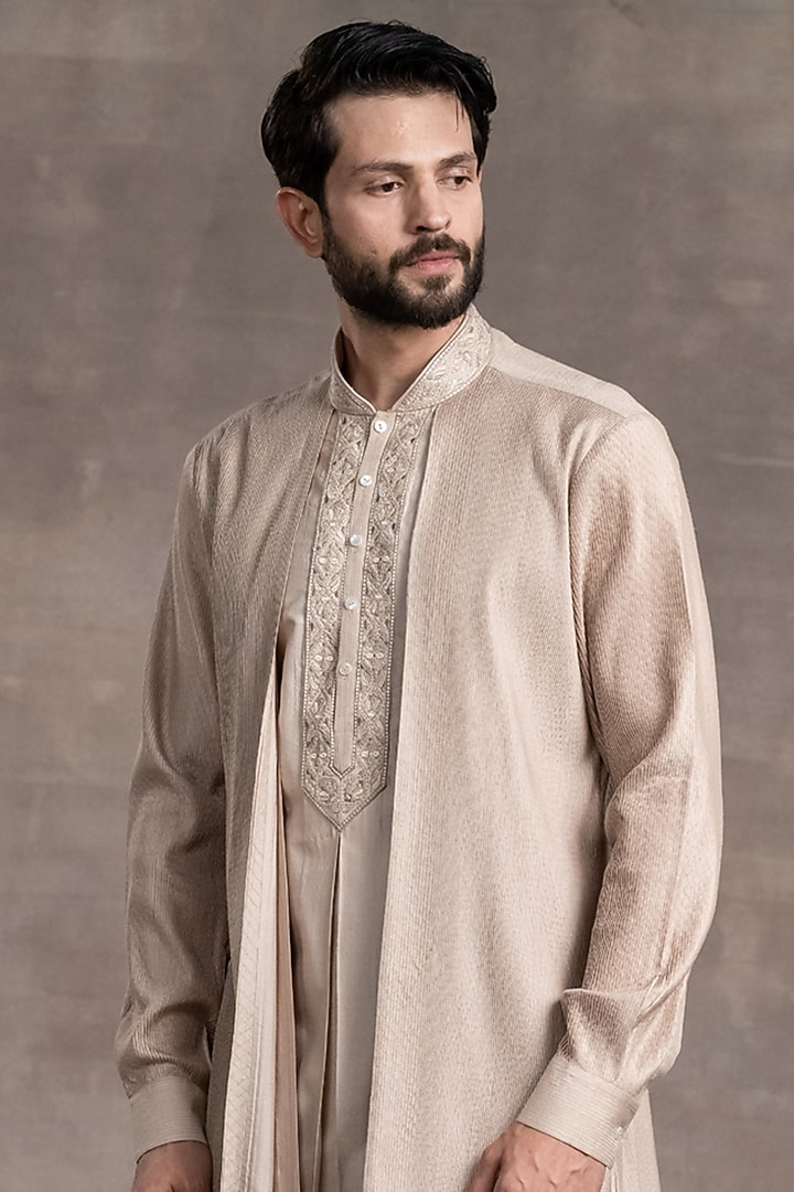 Gold Pleated Kurta Set by Tarun Tahiliani Men at Pernia's Pop Up Shop