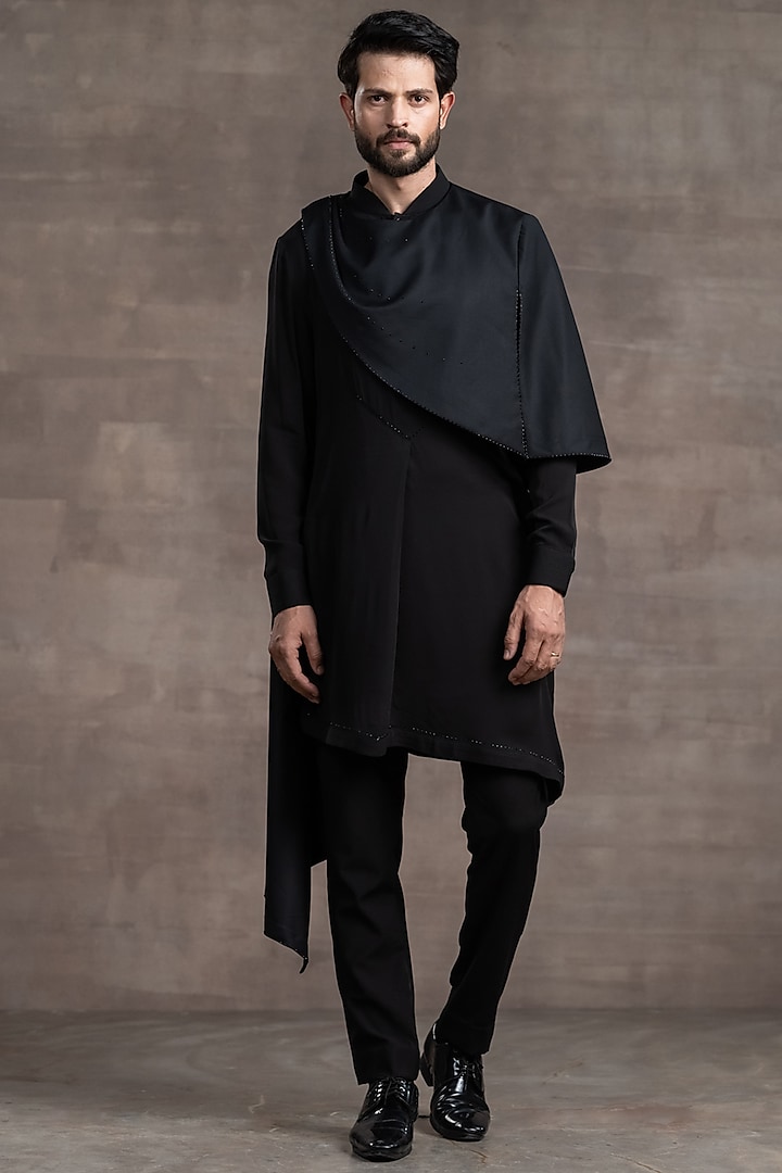 Black Silk Georgette Kurta Set With Drape by Tarun Tahiliani Men