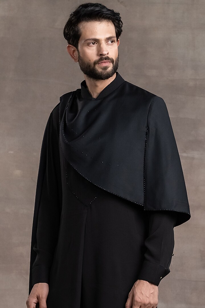 Black Silk Georgette Kurta Set With Drape by Tarun Tahiliani Men at Pernia's Pop Up Shop