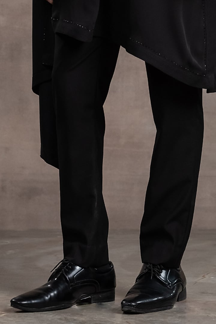 Black Silk Georgette Kurta Set With Drape by Tarun Tahiliani Men at Pernia's Pop Up Shop