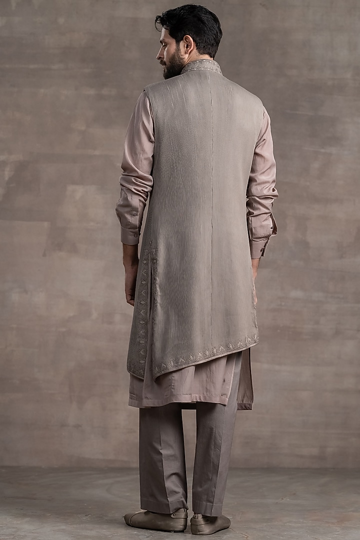 Beige Georgette Thread Embroidered Groom Sherwani Set by Tarun Tahiliani Men at Pernia's Pop Up Shop
