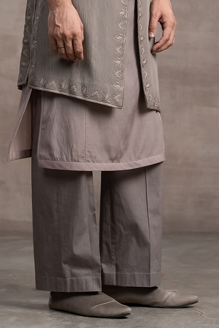 Beige Georgette Thread Embroidered Groom Sherwani Set by Tarun Tahiliani Men at Pernia's Pop Up Shop