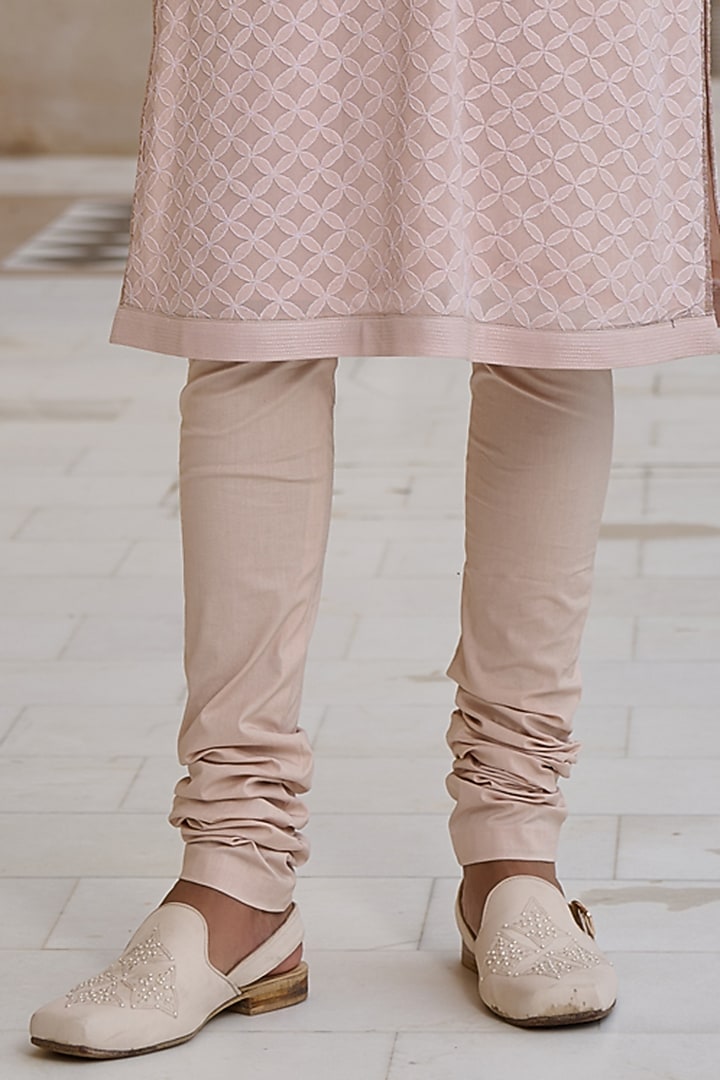 Salmon Pink Georgette Chikankari Embroidered Kurta Set by Tarun Tahiliani Men at Pernia's Pop Up Shop