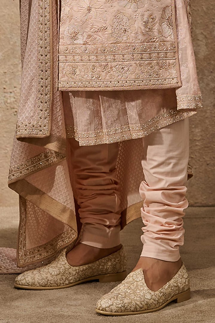 Salmon Double Georgette Thread Embroidered Groom Sherwani Set by Tarun Tahiliani Men at Pernia's Pop Up Shop
