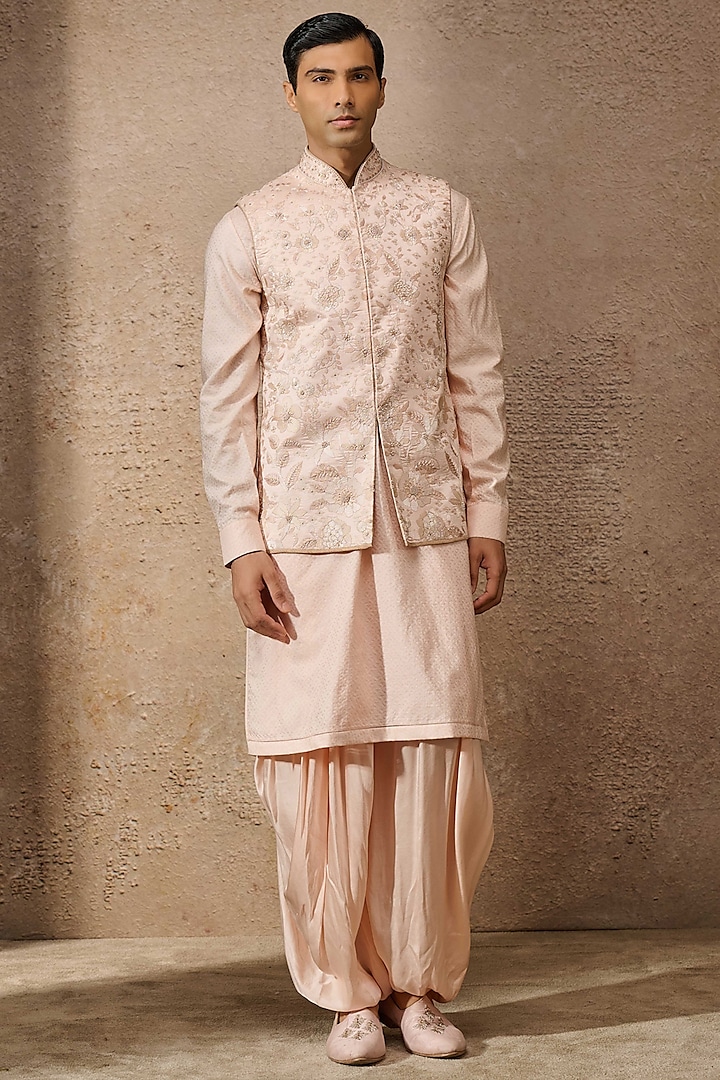 Salmon Silk Dupion Floral Printed & Thread Embroidered Bundi Jacket Set by Tarun Tahiliani Men at Pernia's Pop Up Shop