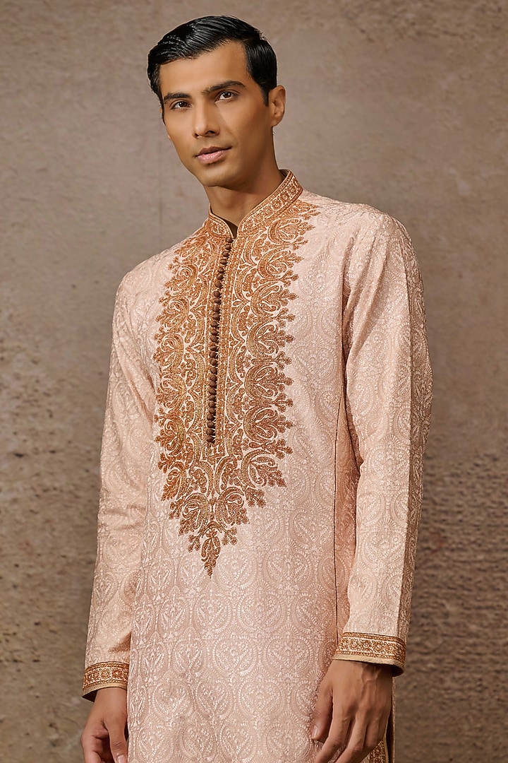 Salmon Textured Fabric Marori Embroidered Kurta Set by Tarun Tahiliani Men at Pernia's Pop Up Shop
