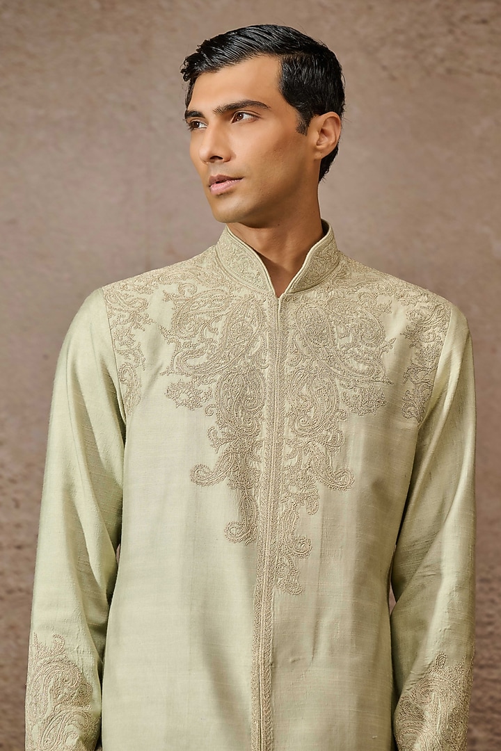 Jade Tussar Slub & Double Georgette Paisley Embroidered Kurta Set by Tarun Tahiliani Men at Pernia's Pop Up Shop