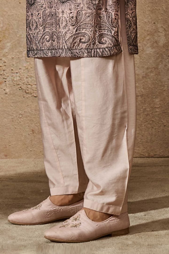 Salmon Silk Dupion & Georgette Aari Embroidered Bundi Jacket Set by Tarun Tahiliani Men at Pernia's Pop Up Shop