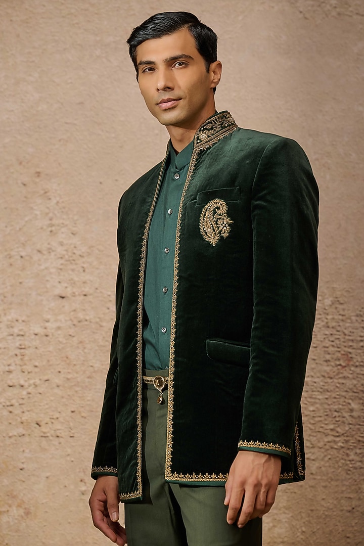Emerald Cotton Velvet Zardosi Embroidered Groom Indowestern Bandhgala Set by Tarun Tahiliani Men at Pernia's Pop Up Shop