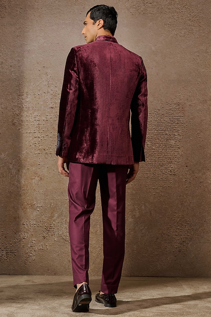 Wine Silk Velvet Floral Thread Embroidered Groom Bandhgala Set by Tarun Tahiliani Men at Pernia's Pop Up Shop