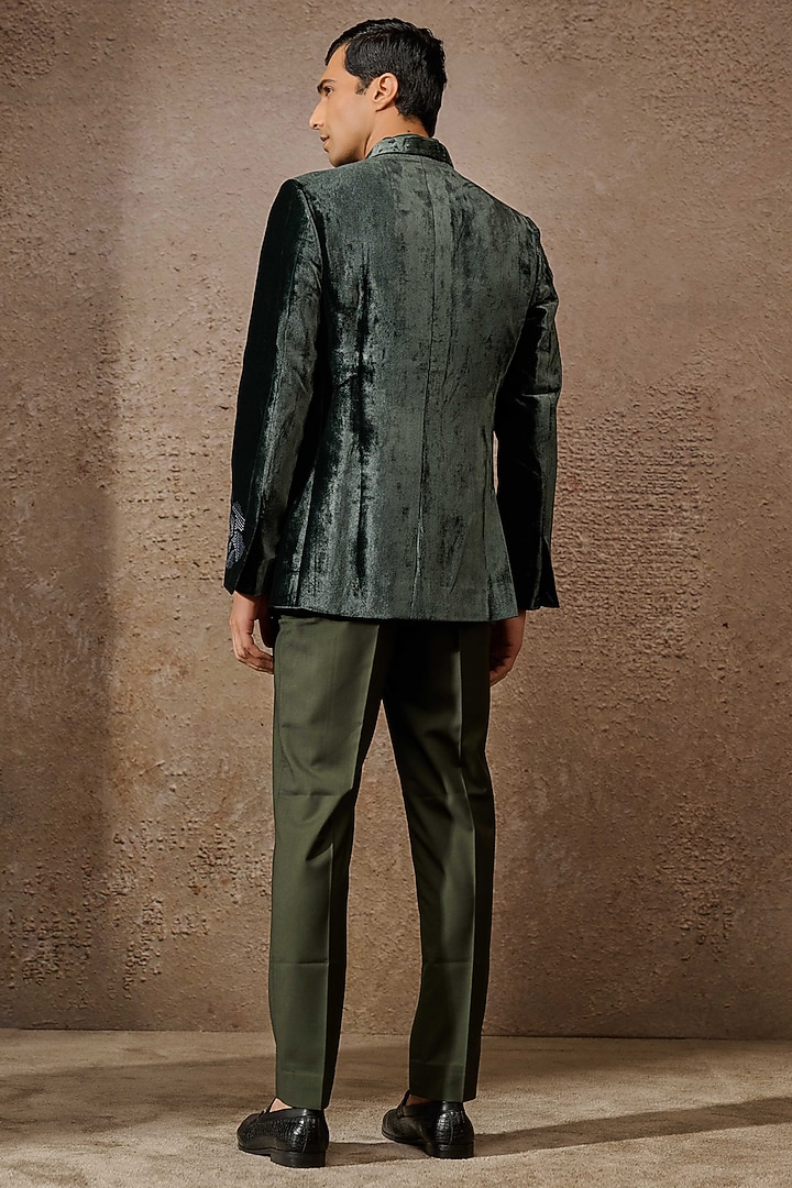 Emerald Silk Velvet Floral Thread Embroidered Groom Bandhgala Set by Tarun Tahiliani Men at Pernia's Pop Up Shop