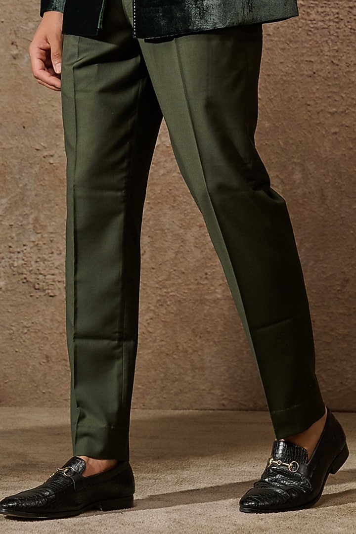 Emerald Silk Velvet Floral Thread Embroidered Groom Bandhgala Set by Tarun Tahiliani Men at Pernia's Pop Up Shop