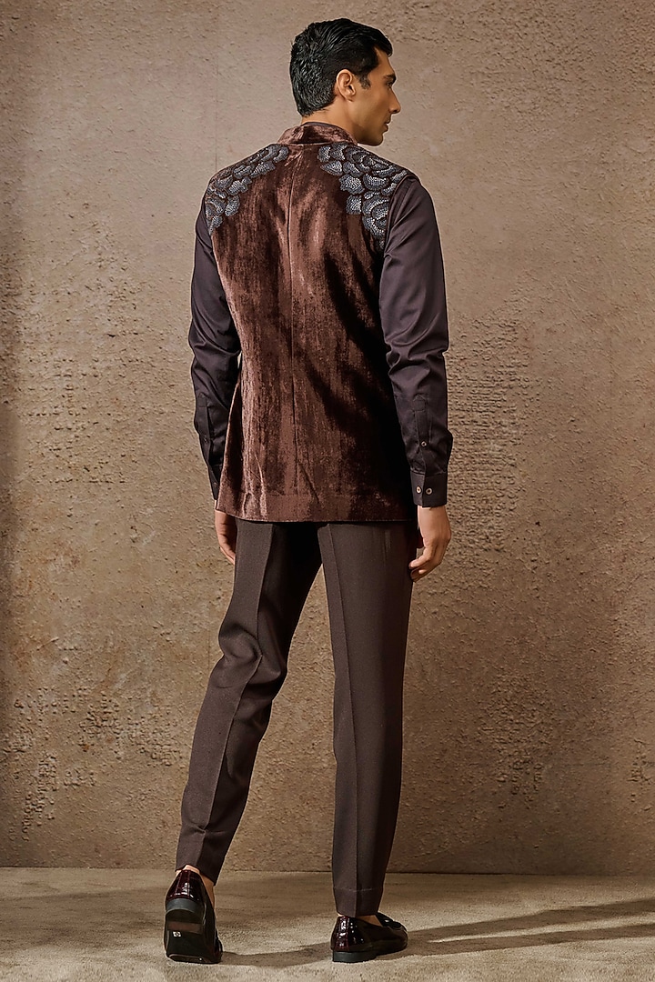 Brown Silk Velvet Floral Thread Embroidered Groom Indowestern Set by Tarun Tahiliani Men at Pernia's Pop Up Shop
