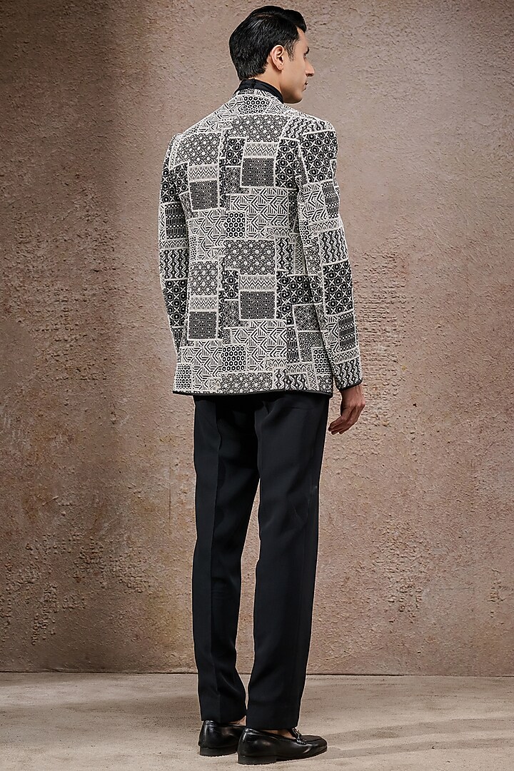 Ivory-Black Double Georgette Resham Embroidered Groom Bandhgala Set by Tarun Tahiliani Men at Pernia's Pop Up Shop