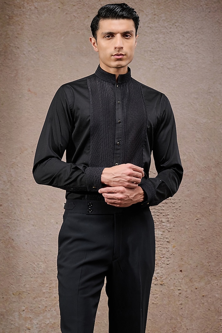 Black Double Georgette Hand Embroidered Groom Bandhgala Set by Tarun Tahiliani Men at Pernia's Pop Up Shop