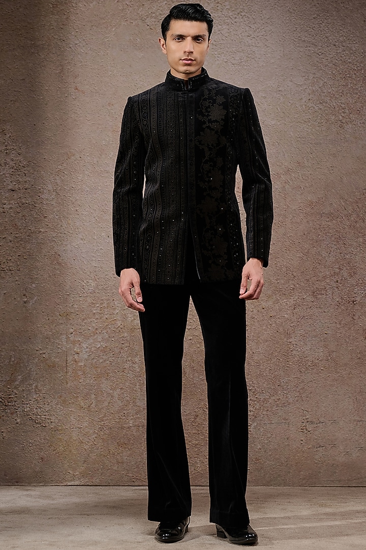 Black Cotton Velvet & Cotton Satin Groom Bandhgala Set by Tarun Tahiliani Men at Pernia's Pop Up Shop