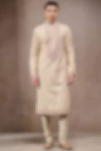 Beige Jacquard & Stretch Poplin Thread Embroidered Kurta Set by Tarun Tahiliani Men at Pernia's Pop Up Shop