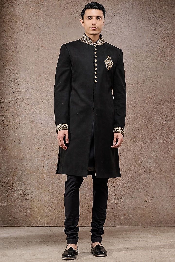 Black Silk Velvet & Japanese Crepe Zardosi Embroidered Groom Sherwani Set by Tarun Tahiliani Men at Pernia's Pop Up Shop